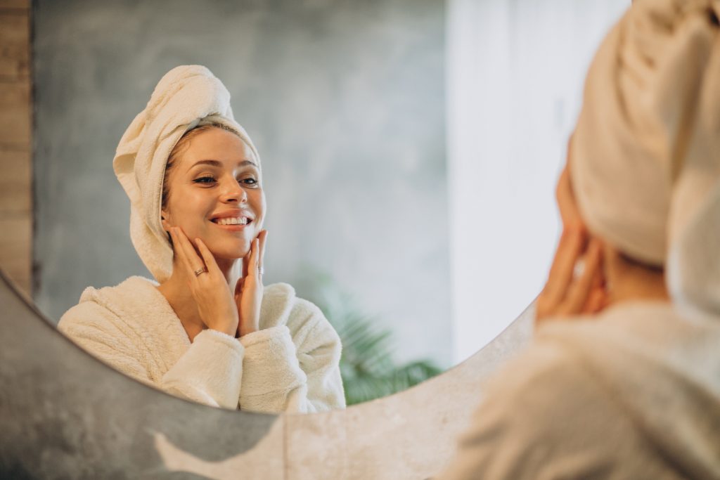 Instituto Esthederm: marca que preza pela qualidade de seus produtos. Foto: Freepik