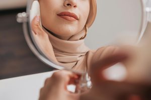 Beleza em tempos modernos: as consequências da busca por padrões idealizados
