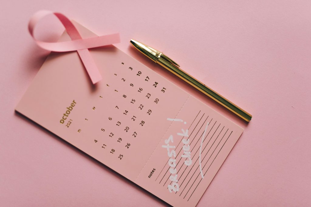 Outubro Rosa reforça o autocuidado e exames preventivos