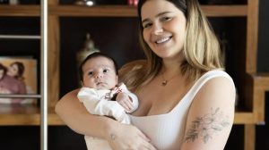 Viih tube detalha procedimentos estéticos e novo corpo